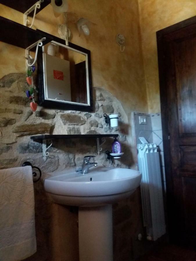 Il Casale Di Fiore Cannara Bagian luar foto