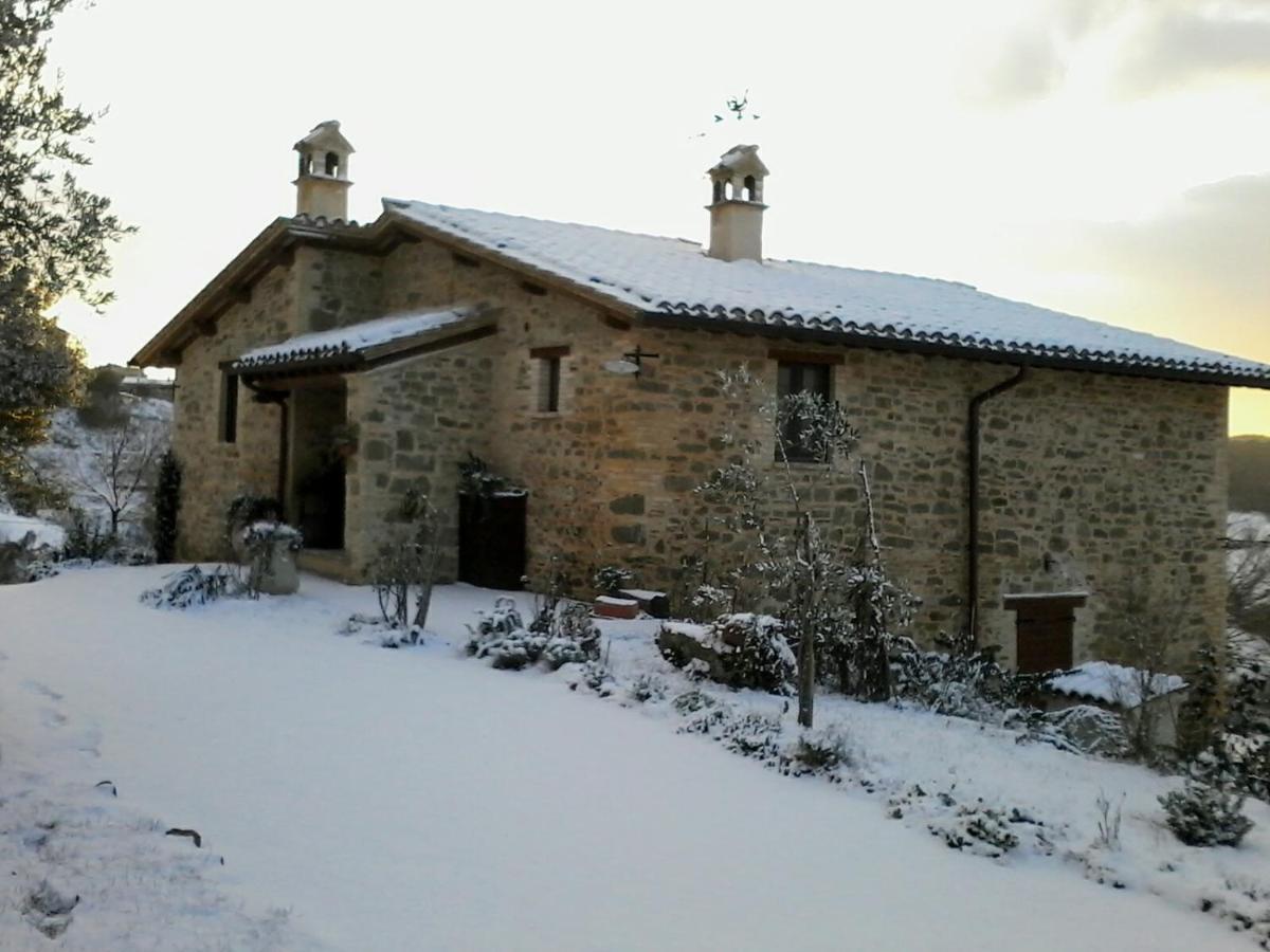 Il Casale Di Fiore Cannara Bagian luar foto